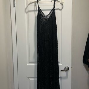 Elegant Black Lace Maxi Dress